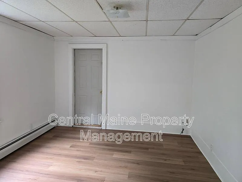 9 Church St #4