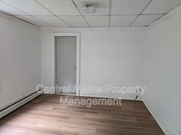 9 Church St #4, Jay, ME 04239