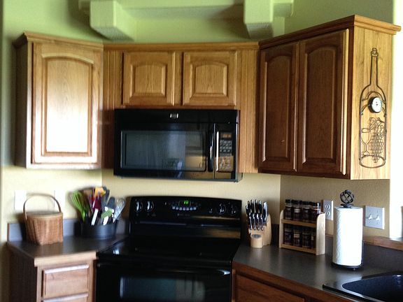 3rd image of 602 Huckleberry Ln