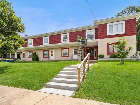 1940 Arlington Ave, Des Moines, IA 50314