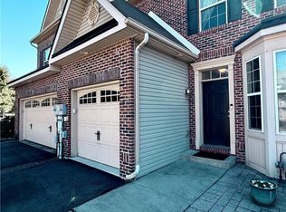 4527 Bellflower Way, Allentown, PA 18104