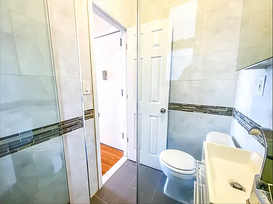 Rented by Voro New York | media 36