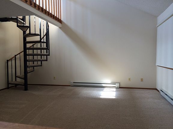 4th image of 2144 Hancock St