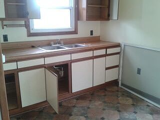 2nd image of 305 Bassett Ave