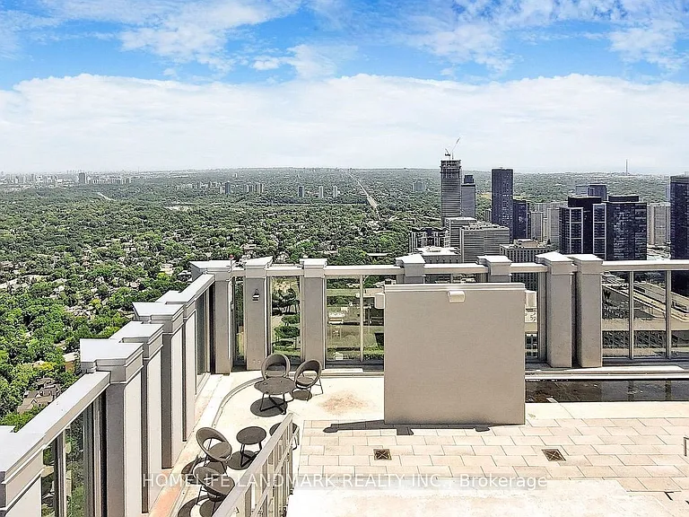 1 Yorkville Ave #2409 — Photo 20