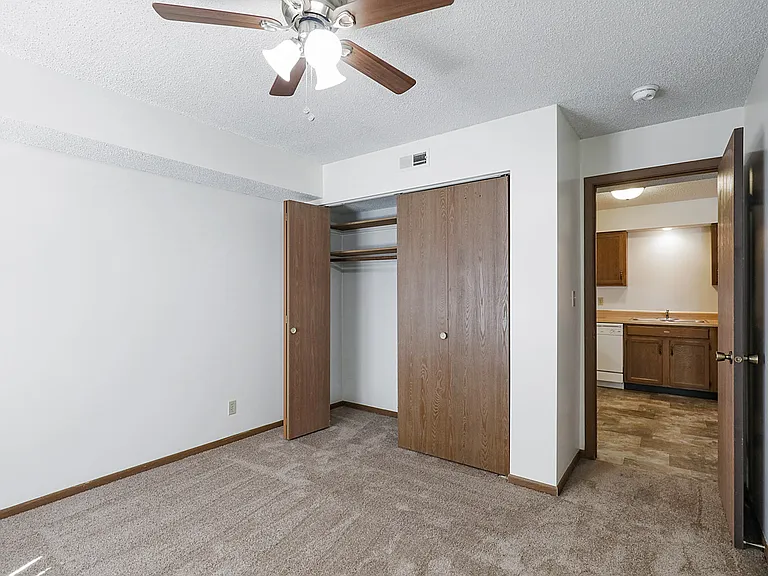 4615 Meredeth St #17 — Photo 9