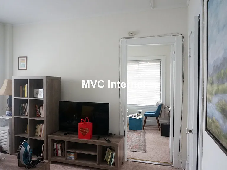 32 Park Vale Ave #7 — Photo 4