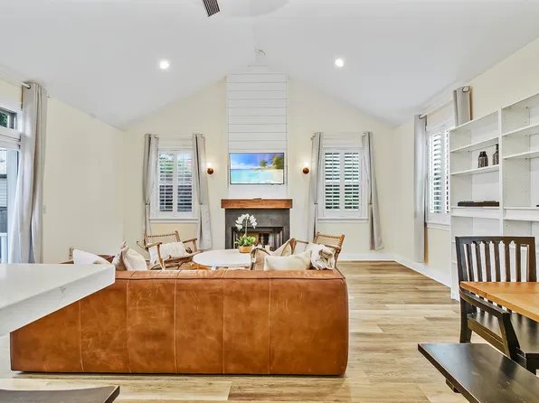 96 Saint Benedict St, Saint Augustine, FL 32084