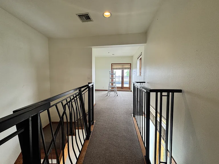 2229 NW Savier St #5 — Photo 11
