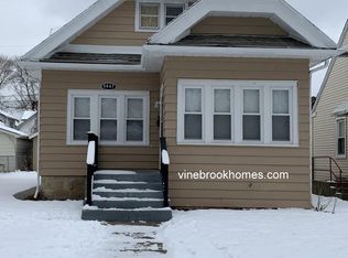 5467 N 37th St, Milwaukee, WI 53209