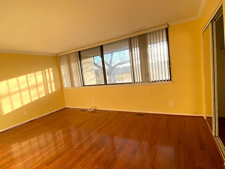 2226 S Quincy St — Photo 11