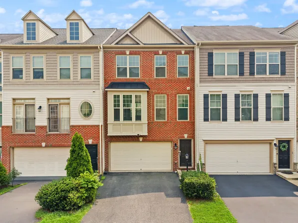 1439 Occoquan Heights Ct, Occoquan, VA 22125