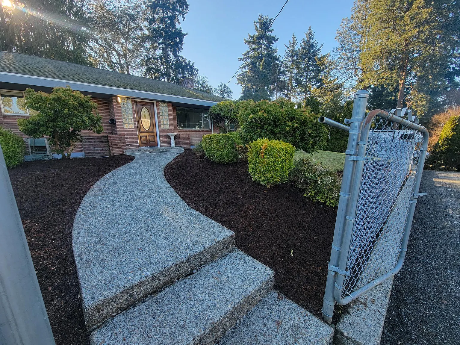 4 bed, 1390 sqft, $3,400 — Photo 1