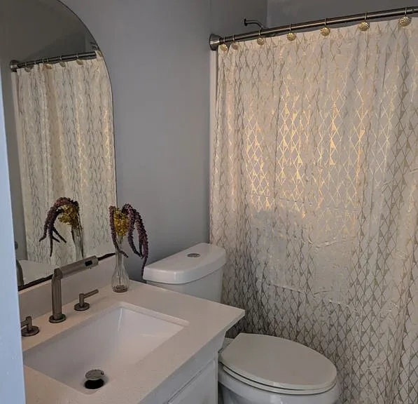 306 E Gordon St — Photo 14