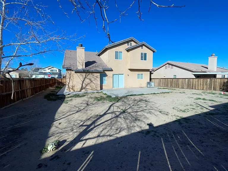 13533 Princeton Dr — Photo 17