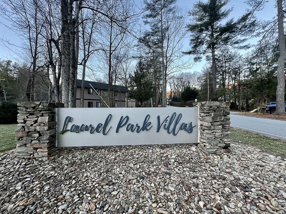Laurel Park Villas 33 Lake Drive G2