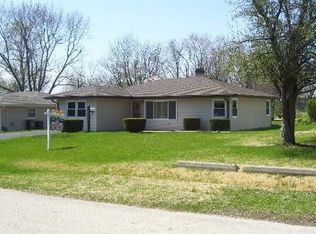 425 Ray May Dr, Joliet, IL 60433