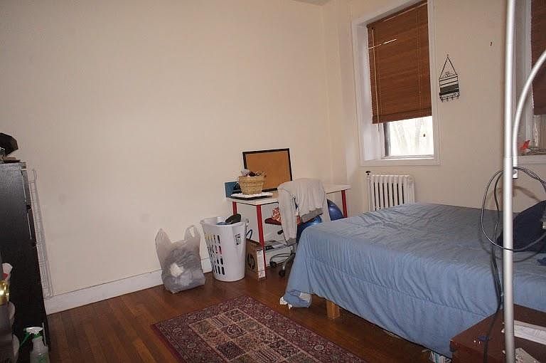 2nd image of 1999 Commonwealth Ave APT 06