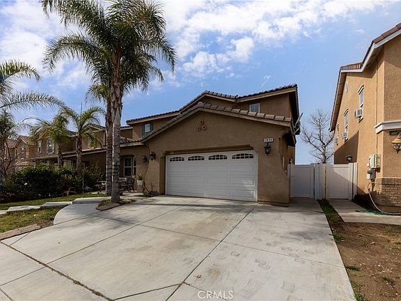 3rd image of 3890 Akina Ave