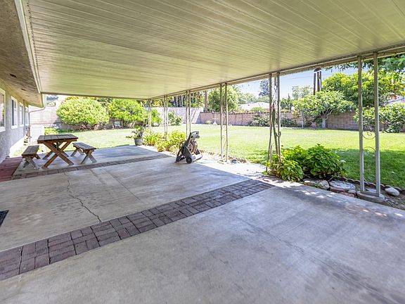 5th image of 1734 N Vallejo Way