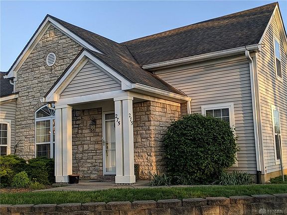 2nd image of 275 Broadleaf Cir