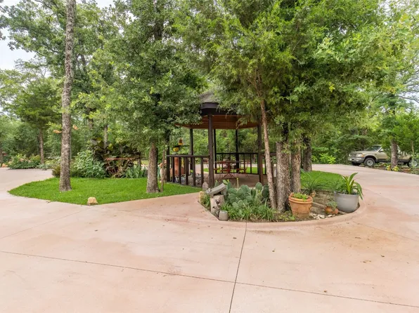9909 Fm 751, Quinlan, TX 75474