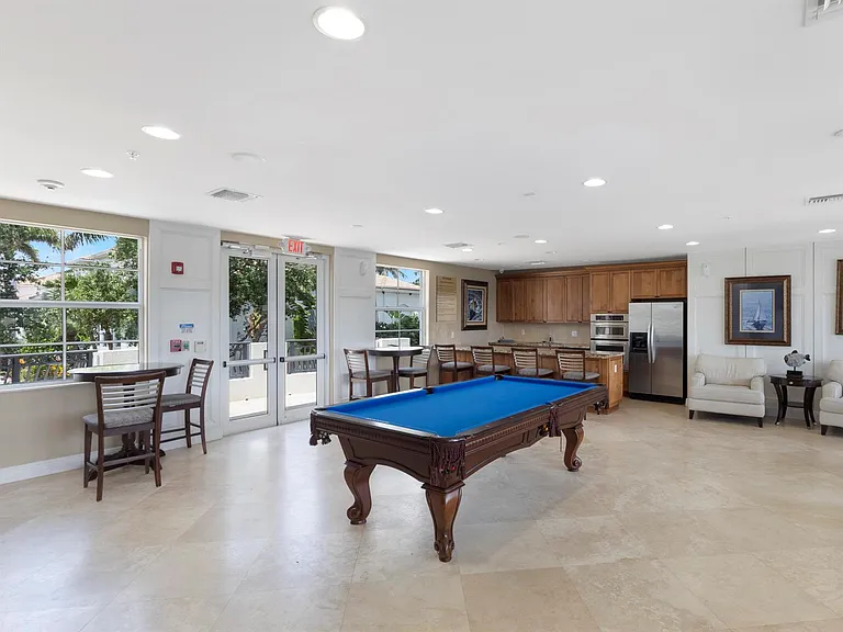 3028 Waterside Cir — Photo 41