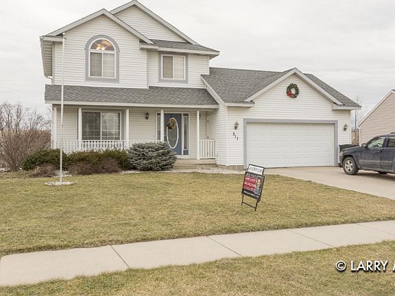 4th image of 311 Summer Cir SE