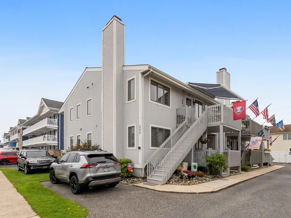 280 79th St APT 1, Avalon, NJ 08202