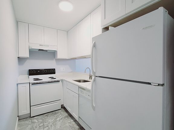 2nd image of 49 Day St APT 307