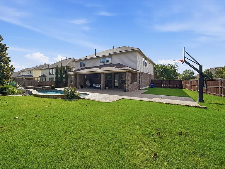 2229 Champions Corner Dr — Photo 40