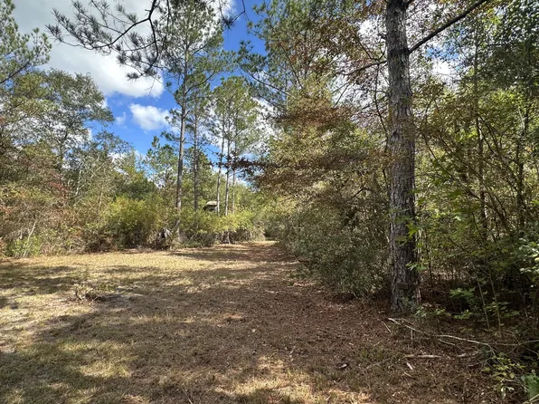 70/AC Lacey Ln, Crestview, FL 32536