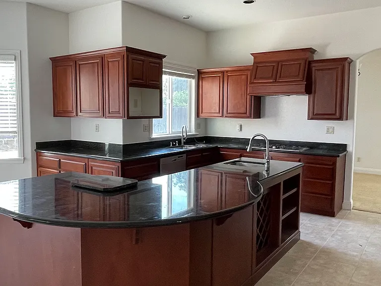 Mountain Vista Cir — Photo 3