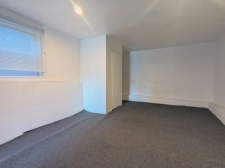 4736 Meldon Ave — Photo 13