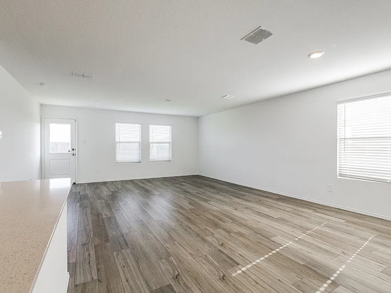436 Frio Pass Trl — Photo 15