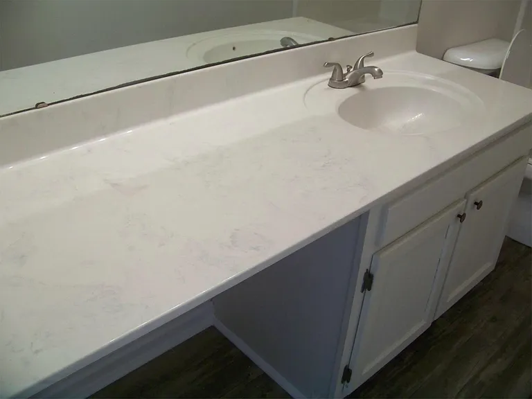 108 Christopher Ct — Photo 12