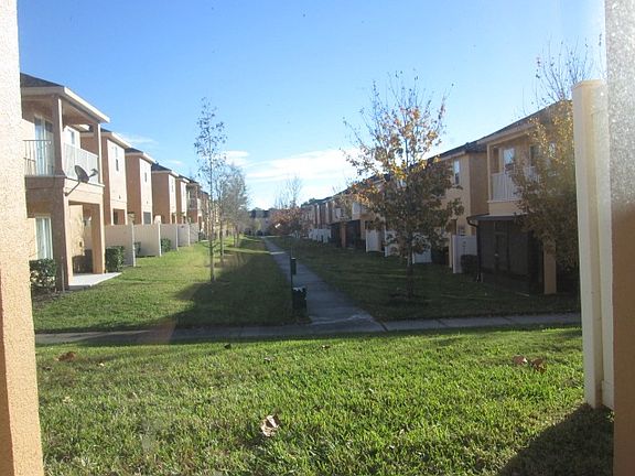 5th image of 3031 Retreat View Cir