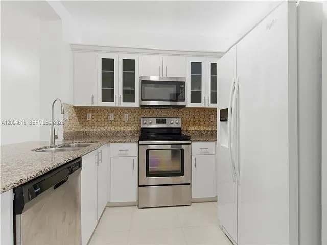 3725 SW 153rd Ct #0 — Photo 14