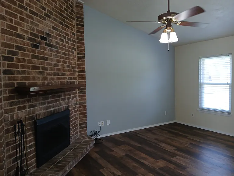 902 Rocky Creek Ln — Photo 6
