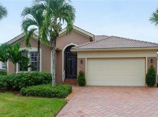 8902 Dartmoor Way, Fort Myers, FL 33908