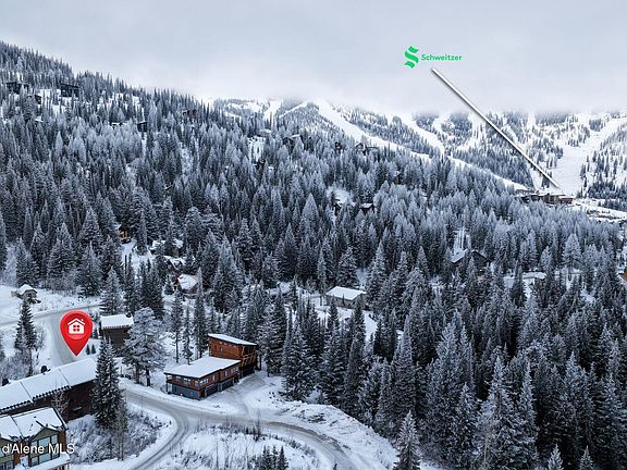 2nd image of 38 Avalanche Rd #1