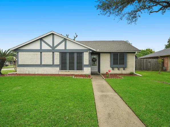 11723 Crockett Drive, La Porte, TX 77571