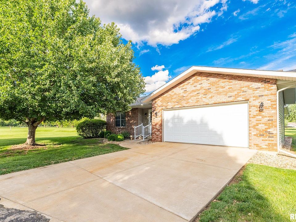 1st image of 2726 Greenway Dr