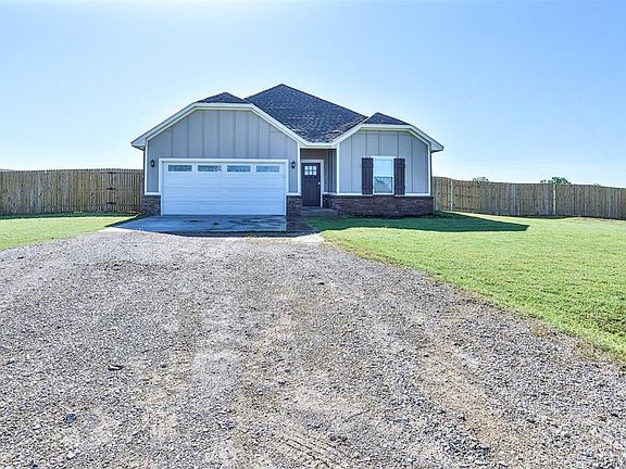 4th image of 15953 Spur Cir
