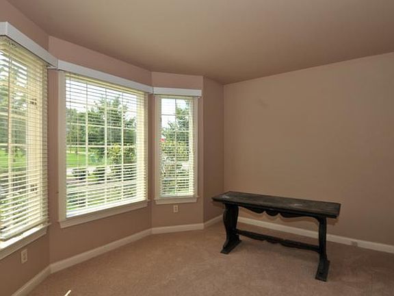 5th image of 3055 Waterbury Ct