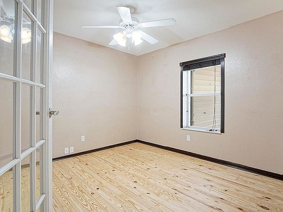 3rd image of 7868 Horned Lark Cir