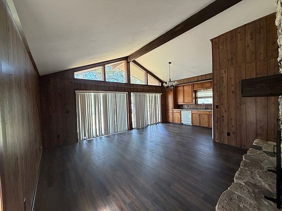 4th image of 3627 Rifle Rd