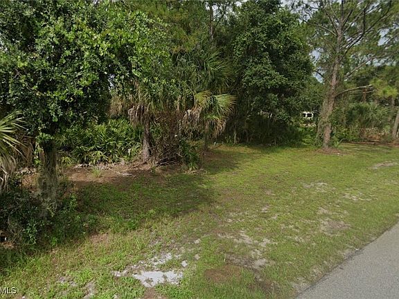 2nd image of Urmey Ln