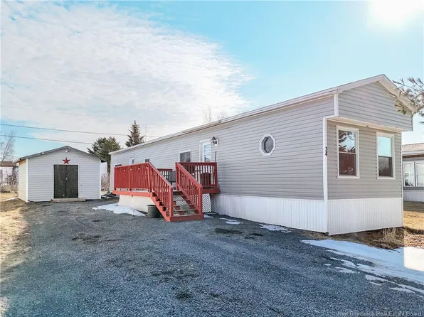 34 Elmdale Cres, Hanwell, NB E3B 6R1