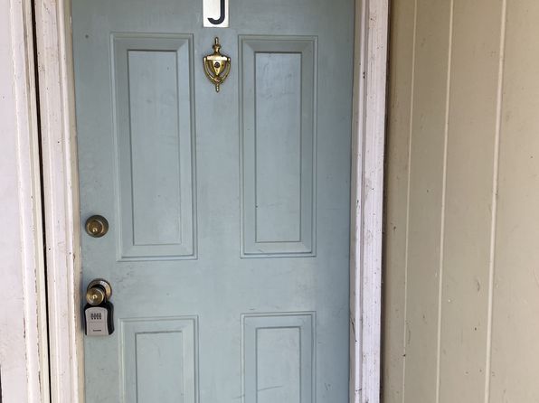 820 Beagle Gap Rd APT J